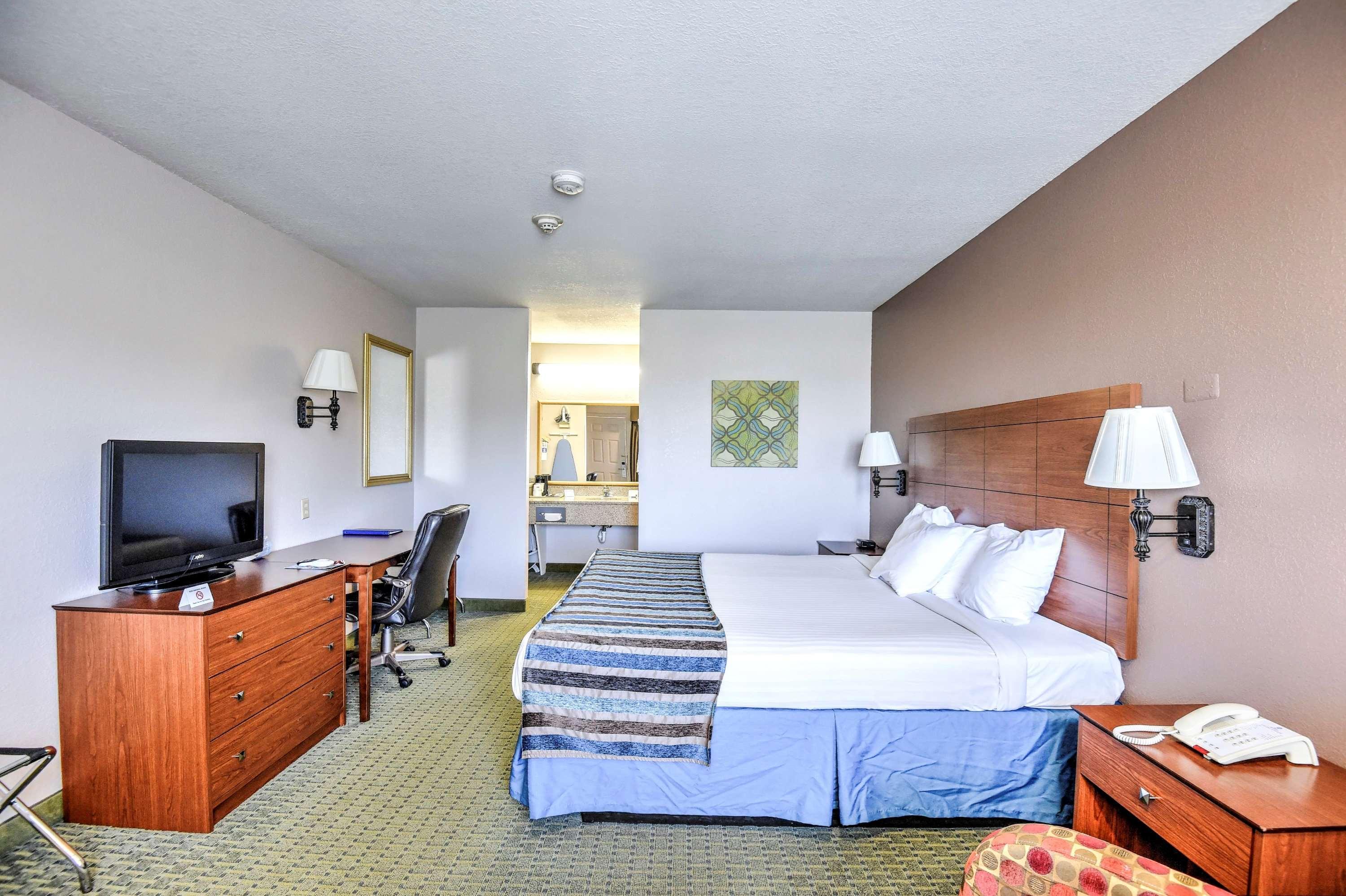 Best Western Ottawa Inn Exterior photo